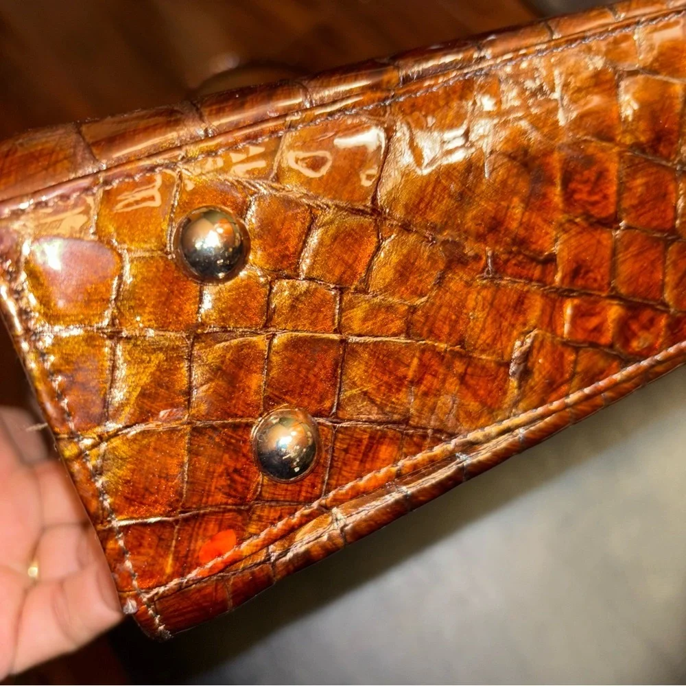 SOLD-I Santi Vintage Enbossed Croc Genuine Leather Handbag - Picture 8 of 11